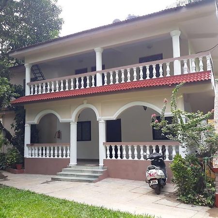 Agnelo'S Holiday Homes Candolim Exterior foto